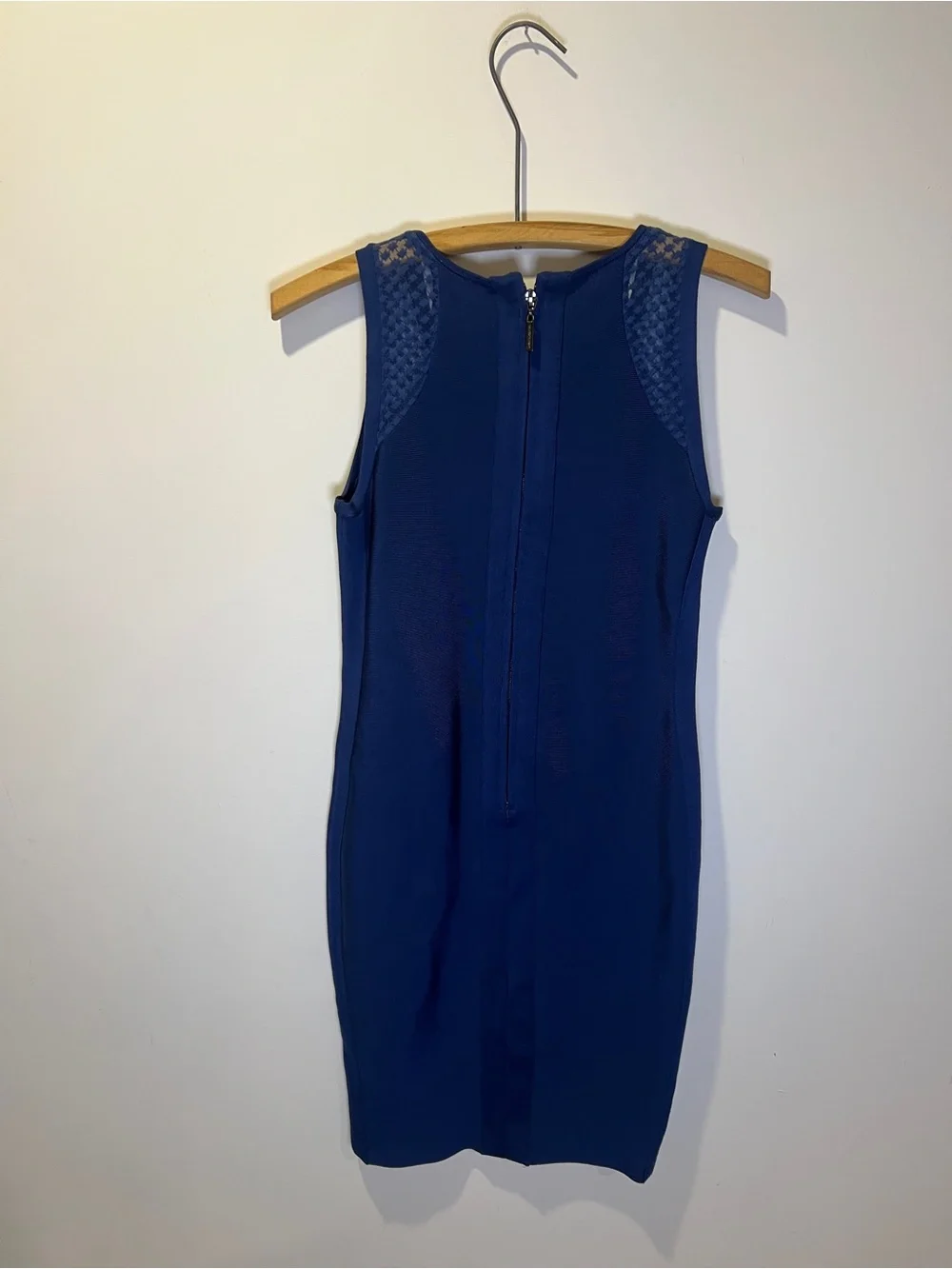 Marciano Royal Blue Textured Sleeveless Dress with Lace - size M - Picture 8 of 8